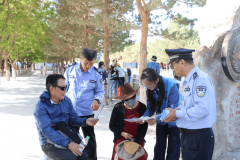 敦煌新月泉的摸索：旅逛胜地的平安新范式